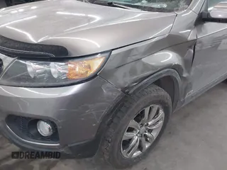 2011 Kia Sorento LX with VIN 5XYKTDA2XBG119730, listed as a IAAI auction lot 41754502 with 176,034 mi miles. Bid and sale history available at carsss.com. Image 6.