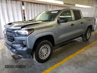 2024 Chevrolet Colorado 2WD Work Truck z VIN 1GCGSBEC6R1125843, wystawiony jako Copart lot #80292464 z przebiegiem 12 476 mil mil oraz Czysty tytuł • Clean title. Historia ofert i sprzedaży dostępna na DreamBid. Obrazek 1.
