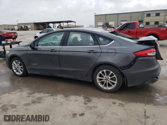 2019 Ford Fusion SE with VIN 3FA6P0LU8KR256531, listed as a Copart auction lot 44601243 with 65,642 mi miles and . Bid and sale history available at DreamBid. Image 2.
