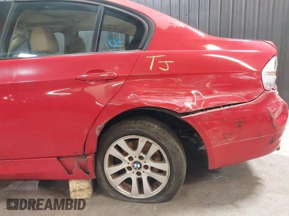 2006 BMW 3 Series 325i with VIN WBAVB13536KX46952, listed as a IAAI auction lot 41631283 with 202,504 mi miles and . Bid and sale history available at DreamBid. Image 19.