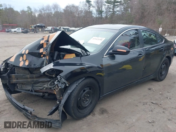 2010 Mazda 6 i Sport with VIN 1YVHZ8BH1A5M35358, listed as a IAAI auction lot 41912210 with 175,059 mi miles. Bid and sale history available at carsss.com. Image 2.