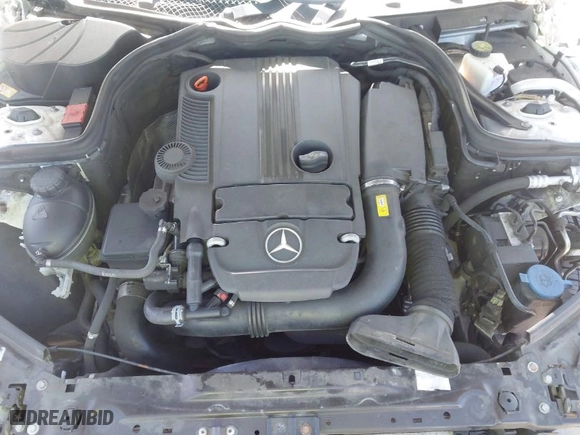 2014 Mercedes-Benz C-Class C 250 Sport with VIN WDDGF4HB8EA930990, listed as a IAAI auction lot 41931264 with 129,234 mi miles. Bid and sale history available at carsss.com. Image 10.