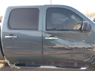 2007 Chevrolet Silverado 1500 LT w/1LT with VIN 2GCEC13C371619392, listed as a IAAI auction lot 41774504 with 269,105 mi miles. Bid and sale history available at carsss.com. Image 13.