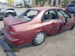 1995 Honda Accord LX with VIN JHMCD5639SC011272, listed as a IAAI auction lot 42008778 with Not Provided miles and . Bid and sale history available at carsss.com. Image 4.