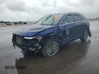 2022 Audi Q3 Premium with VIN WA1AUCF31N1039087, listed as a Copart auction lot 57582555 with 40,798 mi miles and Salvage title. Bid and sale history available at DreamBid. Image 1.