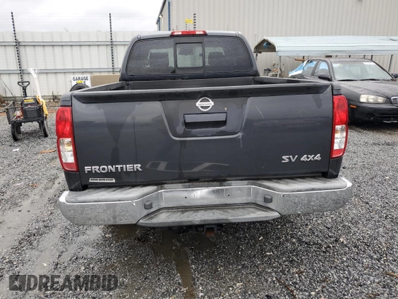 2015 Nissan Frontier SV z VIN 1N6AD0CW0FN737331, wystawiony jako Copart lot #84547974 z przebiegiem 183 064 mil mil oraz Szkoda całkowita • Salvage title. Historia ofert i sprzedaży dostępna na DreamBid. Obrazek 6.