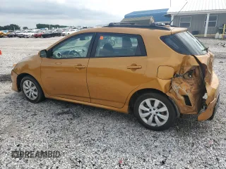 2009 Toyota Matrix S z VIN 2T1KE40E59C013407, wystawiony jako Copart lot #56980755 z przebiegiem 174 973 mil mil oraz Szkoda całkowita • Salvage title. Historia ofert i sprzedaży dostępna na DreamBid. Obrazek 2.