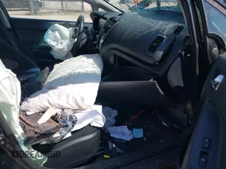 2016 Kia Forte LX z VIN KNAFK4A6XG5589017, wystawiony jako IAAI lot #42318764 z przebiegiem Nie podano mil oraz . Historia ofert i sprzedaży dostępna na DreamBid. Obrazek 5.