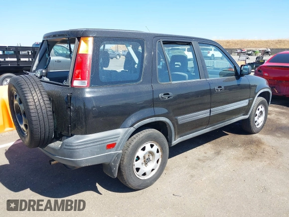 1998 Honda CR-V LX with VIN JHLRD2843WC010014, listed as a IAAI auction lot 40407543 with 103,458 mi miles. Bid and sale history available at carsss.com. Image 4.