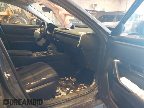 2024 Mazda CX-50 S Select with VIN 7MMVABAM0RN221288, listed as a IAAI auction lot 40983418 with 9,744 mi miles and . Bid and sale history available at DreamBid. Image 5.
