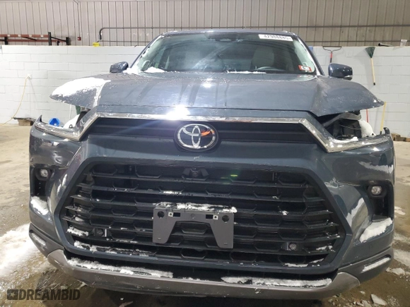 2024 Toyota Grand Highlander Hybrid XLE with VIN 5TDACAB59RS012958, listed as a Copart auction lot 42988885 with 15,567 mi miles and Salvage Title. Bid and sale history available at carsss.com. Image 5.