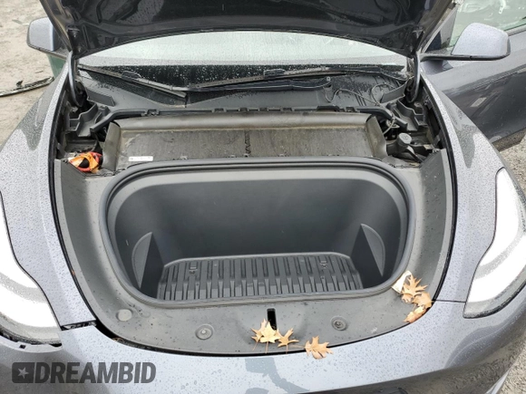 2021 Tesla Model Y Long Range z VIN 5YJYGDEE6MF233205, wystawiony jako Copart lot #58011025 z przebiegiem 48 419 mil mil oraz Szkoda całkowita • Salvage title. Historia ofert i sprzedaży dostępna na DreamBid. Obrazek 12.