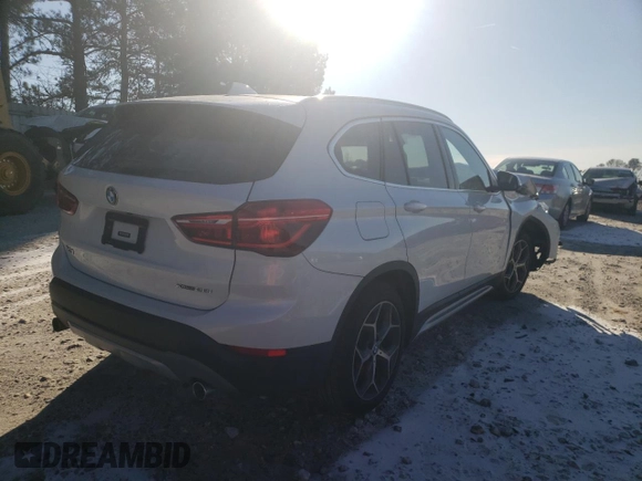 2018 BMW X1 xDrive28i with VIN WBXHT3C38J3H32416, listed as a Copart auction lot 72463462 with 46,434 mi miles. Bid and sale history available at carsss.com. Image 3.