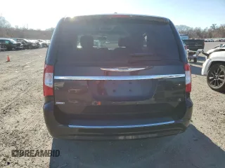2015 Chrysler Town & Country LX with VIN 2C4RC1AG2FR675606, listed as a Copart auction lot 88864295 with 39,985 mi miles and Clean Title. Bid and sale history available at carsss.com. Image 6.