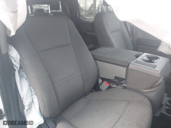2015 Ford F-150 XLT w/HD Payload Pkg with VIN 1FTFW1EG3FFC39052, listed as a IAAI auction lot 41046847 with 151,061 mi miles. Bid and sale history available at carsss.com. Image 5.