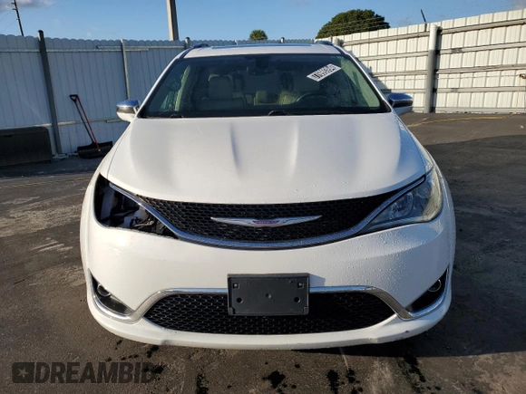 2020 Chrysler Pacifica Limited z VIN 2C4RC1GG9LR289428, wystawiony jako Copart lot #77699394 z przebiegiem 83 801 mil mil oraz Nie do naprawy • Non repairable. Historia ofert i sprzedaży dostępna na DreamBid. Obrazek 5.