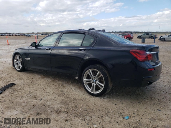 2015 BMW 7 Series 750Li with VIN WBAYE8C50FD782454, listed as a Copart auction lot 85290474 with 0 mi miles and Salvage Title. Bid and sale history available at carsss.com. Image 2.