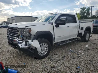 2022 GMC Sierra 3500HD SLT z VIN 1GT49UEY3NF180060, wystawiony jako Copart lot #65376524 z przebiegiem 79 395 mil mil oraz Tytuł czysty. Historia ofert i sprzedaży dostępna na DreamBid. Obrazek 1.