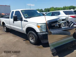 2011 Ford F-250 XL with VIN 1FT7X2B61BEB17857, listed as a IAAI auction lot 42558817 with 161,205 mi miles and . Bid and sale history available at DreamBid. Image 1.