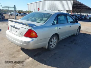 2002 Toyota Avalon XL with VIN 4T1BF28B82U205176, listed as a IAAI auction lot 41870842 with 181,725 mi miles and . Bid and sale history available at DreamBid. Image 4.