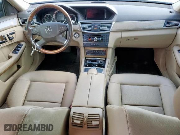2011 Mercedes-Benz E 350 Luxury with VIN WDDHF8HB9BA316988, listed as a Copart auction lot 61934345 with 59,362 mi miles and Salvage title. Bid and sale history available at DreamBid. Image 8.