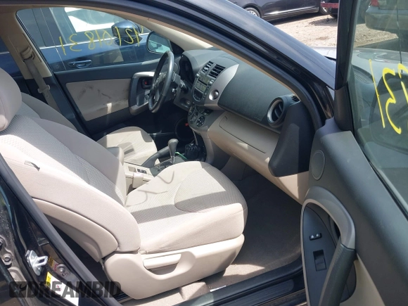 2008 Toyota RAV4 Limited with VIN JTMZK31V686011185, listed as a IAAI auction lot 42101831 with 190,399 mi miles and . Bid and sale history available at DreamBid. Image 5.