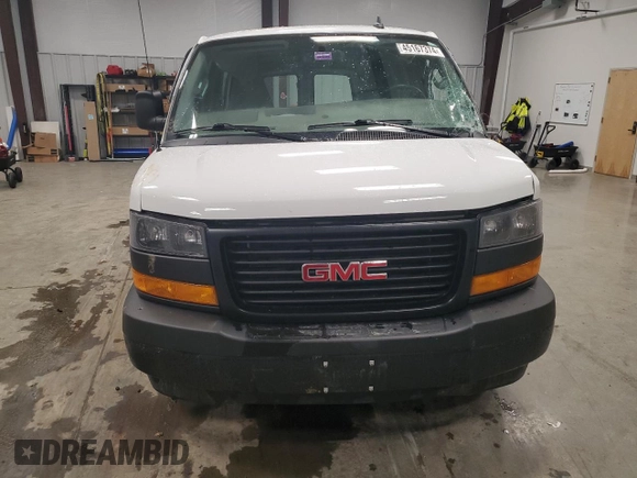 2022 GMC Savana Cargo z VIN 1GTW7AFP3N1290963, wystawiony jako Copart lot #45167374 z przebiegiem 43 924 mil mil oraz Szkoda całkowita • Salvage title. Historia ofert i sprzedaży dostępna na DreamBid. Obrazek 5.