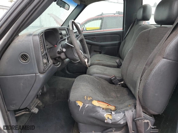 2000 Chevrolet Silverado 1500 with VIN 1GCEC14W8YE144881, listed as a Copart auction lot 84852304 with 0 mi miles and Salvage Title. Bid and sale history available at carsss.com. Image 8.