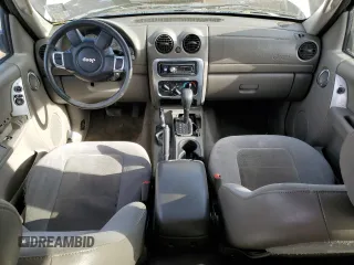 2003 Jeep Liberty Limited с VIN 1J4GL58KX3W723553, выставлен на аукционе Copart как лот 88328895 с пробегом 217 383 миль миль и Списание • Salvage title. История ставок и продаж доступна на DreamBid. Изображение 8.