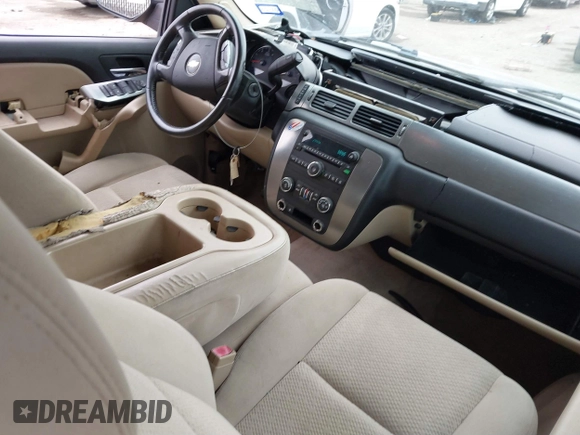 2007 Chevrolet Avalanche LTZ z VIN 3GNEC12J77G129472, wystawiony jako IAAI lot #41100413 z przebiegiem Nie podano mil oraz . Historia ofert i sprzedaży dostępna na DreamBid. Obrazek 5.