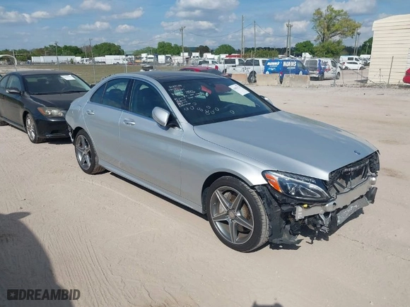 2015 Mercedes-Benz C-Class C 300 Luxury with VIN 55SWF4KB2FU005126, listed as a IAAI auction lot 41811774 with 68,158 mi miles. Bid and sale history available at carsss.com. Image 1.