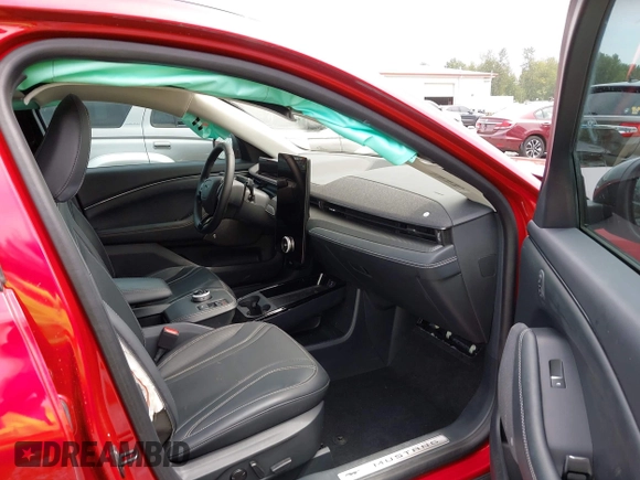 2022 Ford Mustang Mach-E Premium с VIN 3FMTK3SU1NMA27488, выставлен на аукционе IAAI как лот 42580899 с пробегом 37 982 миль миль и . История ставок и продаж доступна на DreamBid. Изображение 5.