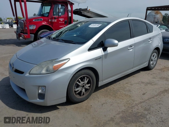 2010 Toyota Prius II with VIN JTDKN3DU8A0028512, listed as a IAAI auction lot 42046790 with 250,562 mi miles. Bid and sale history available at carsss.com. Image 17.
