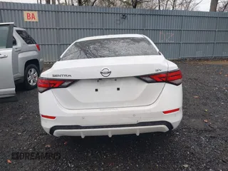 2022 Nissan Sentra SV with VIN 3N1AB8CV9NY231497, listed as a IAAI auction lot 42015906 with 31,792 mi miles and . Bid and sale history available at DreamBid. Image 16.