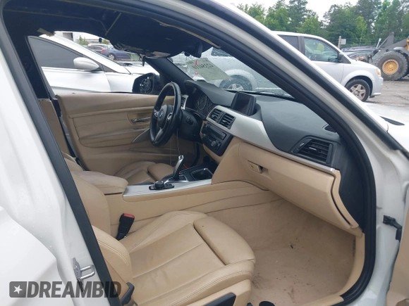 2014 BMW 3 Series 320i xDrive with VIN WBA3C3G58ENS70267, listed as a IAAI auction lot 42354110 with Not provided miles and . Bid and sale history available at DreamBid. Image 5.