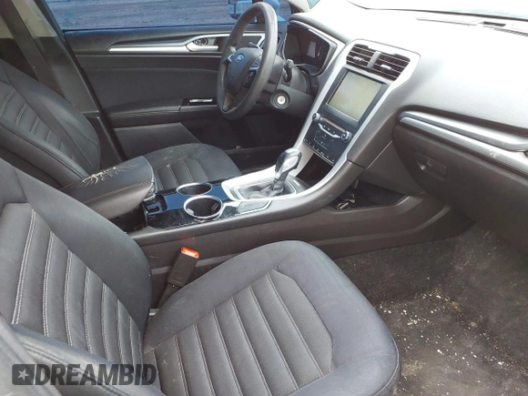 2013 Ford Fusion SE with VIN 3FA6P0HR8DR233533, listed as a IAAI auction lot 41903181 with 166,240 mi miles. Bid and sale history available at carsss.com. Image 5.