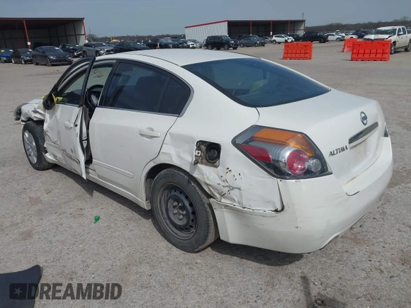 2009 Nissan Altima S with VIN 1N4AL21E09C126880, listed as a IAAI auction lot 41739604 with 258,940 mi miles and . Bid and sale history available at DreamBid. Image 3.