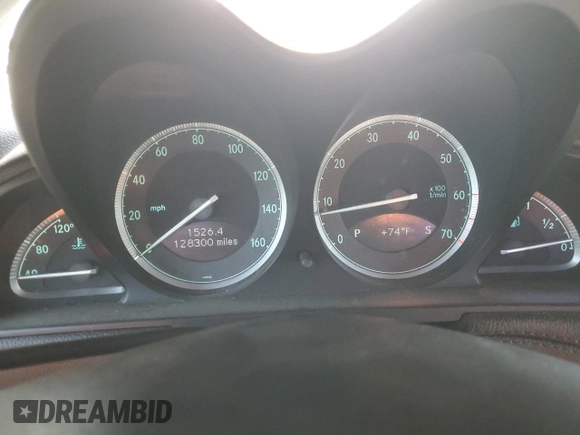 2005 Mercedes-Benz SL 500 with VIN WDBSK75F35F107247, listed as a Copart auction lot 57292925 with 128,300 mi miles and Clean Title. Bid and sale history available at DreamBid. Image 9.