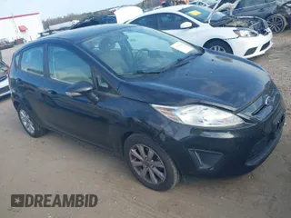 2013 Ford Fiesta SE with VIN 3FADP4EJ7DM140755, listed as a IAAI auction lot 41908366 with 68,744 mi miles. Bid and sale history available at carsss.com. Image 1.