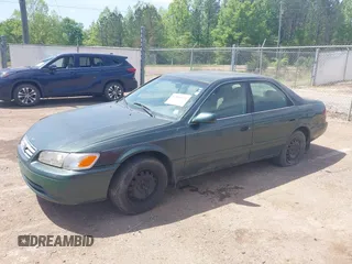 2001 Toyota Camry CE with VIN 4T1BG22K91U038427, listed as a IAAI auction lot 41980946 with 151,145 mi miles. Bid and sale history available at carsss.com. Image 2.