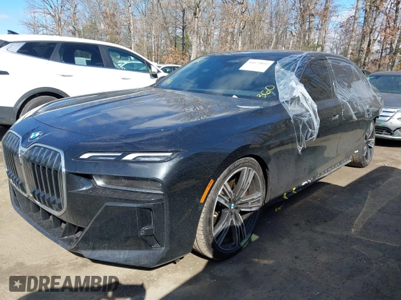 2023 BMW 7 Series 740i z VIN WBA23EH0XPCM66798, wystawiony jako IAAI lot #41672032 z przebiegiem 111 311 mil mil oraz . Historia ofert i sprzedaży dostępna na DreamBid. Obrazek 18.