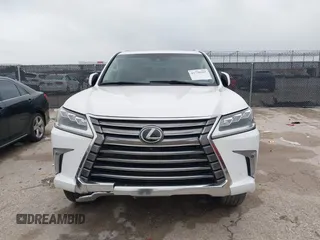 2017 Lexus LX 570 z VIN JTJHY7AX4H4243313, wystawiony jako IAAI lot #41738205 z przebiegiem 88 773 mil mil oraz . Historia ofert i sprzedaży dostępna na DreamBid. Obrazek 12.