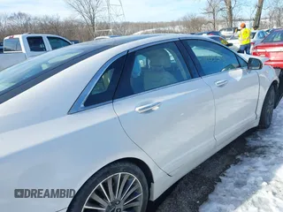2013 Lincoln MKZ with VIN 3LN6L2J95DR803074, listed as a IAAI auction lot 41331345 with 151,433 mi miles. Bid and sale history available at carsss.com. Image 13.
