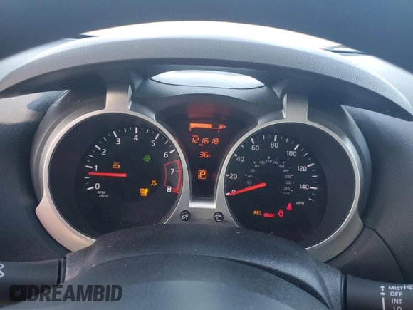 2016 Nissan Juke SL z VIN JN8AF5MV6GT656948, wystawiony jako Copart lot #88307055 z przebiegiem 121 618 mil mil oraz Szkoda całkowita • Salvage title. Historia ofert i sprzedaży dostępna na DreamBid. Obrazek 9.
