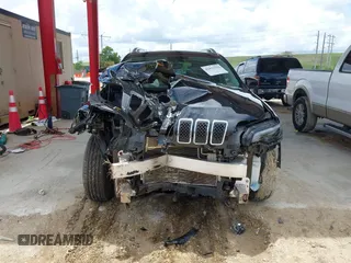 2021 Jeep Cherokee Latitude Lux with VIN 1C4PJMMXXMD158385, listed as a IAAI auction lot 42413514 with 86,163 mi miles and . Bid and sale history available at DreamBid. Image 12.