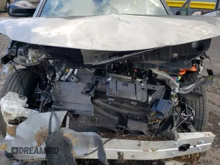2023 Toyota bZ4X XLE z VIN JTMABACA7PA021943, wystawiony jako Copart lot #74597703 z przebiegiem Nie podano mil oraz . Historia ofert i sprzedaży dostępna na DreamBid. Obrazek 12.