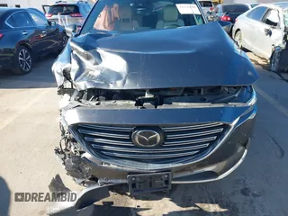2020 Mazda CX-9 Signature with VIN JM3TCBEYXL0410265, listed as a IAAI auction lot 41226109 with Not Provided miles and . Bid and sale history available at carsss.com. Image 12.