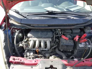 2013 Honda Fit with VIN JHMGE8H38DC037362, listed as a IAAI auction lot 42119334 with 269,726 mi miles. Bid and sale history available at carsss.com. Image 10.