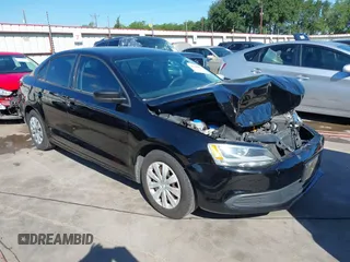 2013 Volkswagen Jetta S с VIN 3VW2K7AJ9DM289138, выставлен на аукционе IAAI как лот 42219511 с пробегом 104 814 миль миль и . История ставок и продаж доступна на DreamBid. Изображение 1.