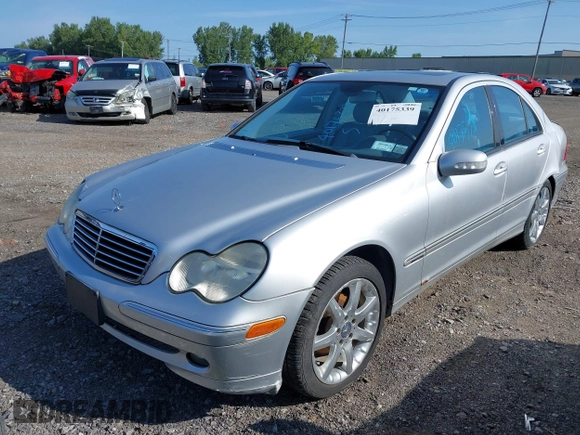 2003 Mercedes-Benz C 230 Kompressor with VIN WDBRF40J23F403676, listed as a IAAI auction lot 40175339 with 16,845 mi miles and . Bid and sale history available at DreamBid. Image 17.
